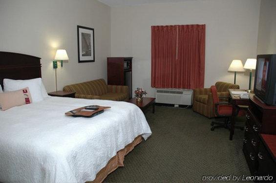 Hampton Inn Saint Augustine-I-95 Room photo